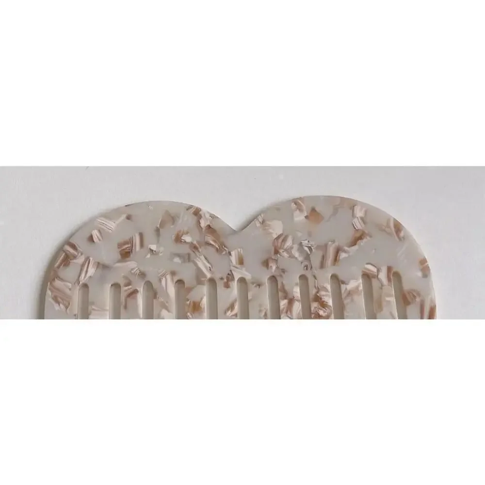 Block M Shaped Hair Comb In Abstract Pattern - Picture 2 of 3
